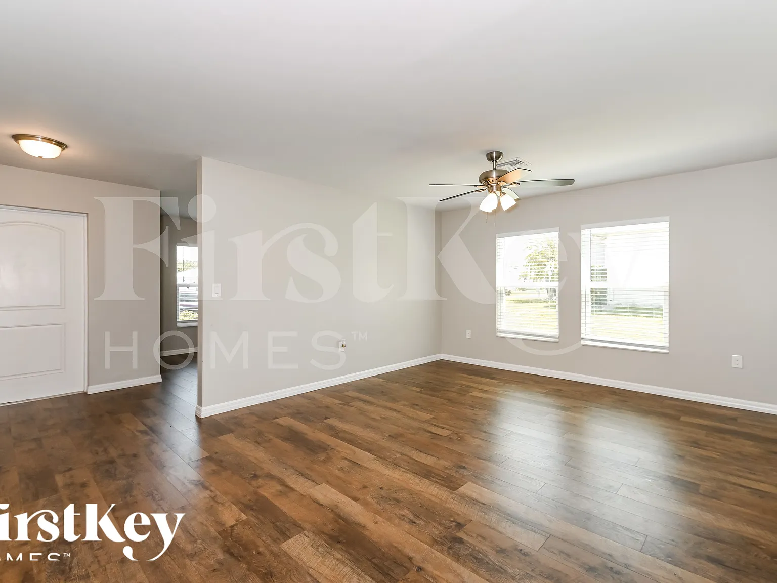 5 bed, 3.5 bath, 3412 sqft, $2,345 — Photo 3