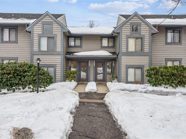 4604 Swiss Mountain Dr, Seven Springs Resort, PA 15622