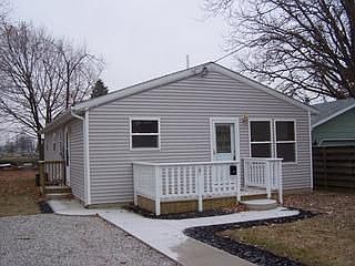 1st image of 181 Superior St