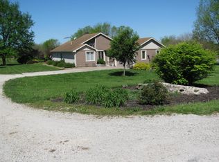 15670 SE 43 Service Rd, Faucett, MO 64448