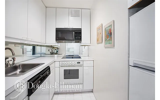 Sold by Douglas Elliman | media 5