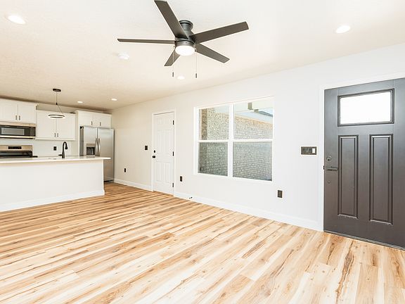 3rd image of 3512 Ethan Ave