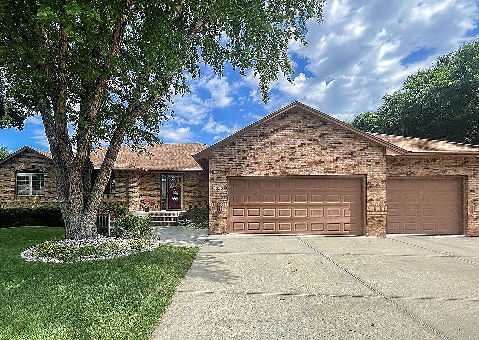 3828 E Dawley Ct, Sioux Falls, SD 57103 Zillow