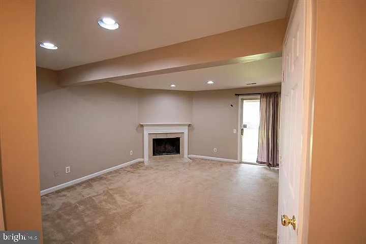 20978 Tobacco Sq — Photo 41