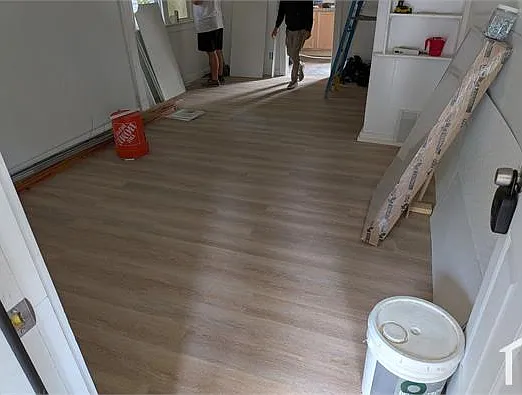 2 bed, 865 sqft, $900 — Photo 2
