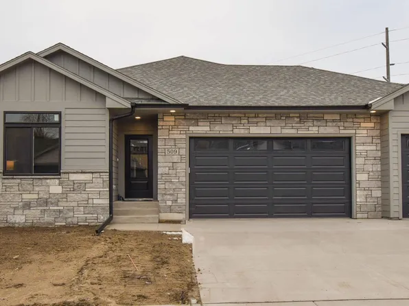 509 N Woodland Ct, Brandon, SD 57005