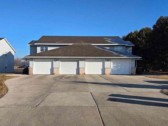 2nd image of 601 Seminole Way