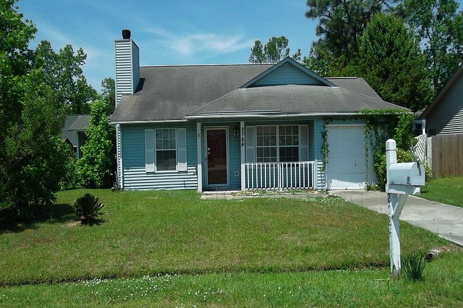 1st image of 2784 Donner Ave