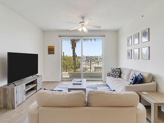 5th image of 802 W Windward Way #301