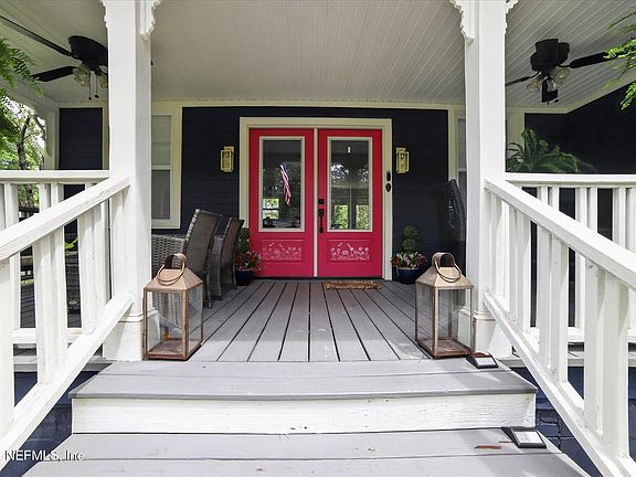 4th image of 28180 LAKE HAMPTON Road