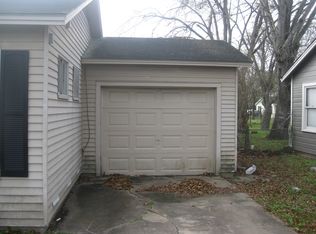 1407 E Warren Ave, Victoria, TX 77901