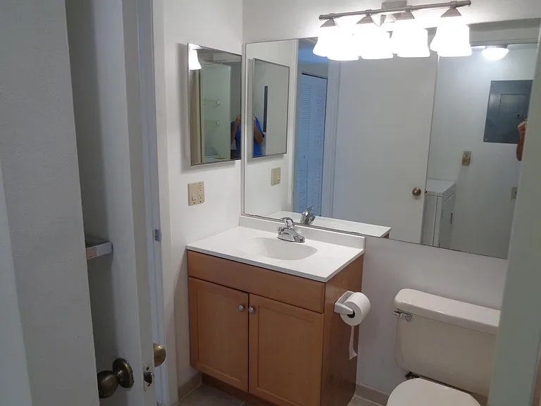 2512 SE Anchorage Cv #2 — Photo 16