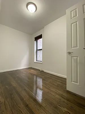 Rented by Compass | media 12