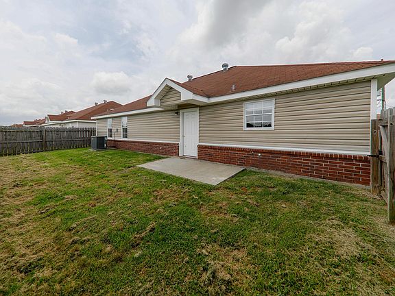 2nd image of 5037 Shannon Dr