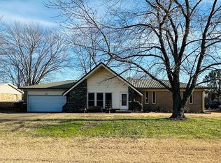 1411 Lynn Pl, Troy, TN 38260