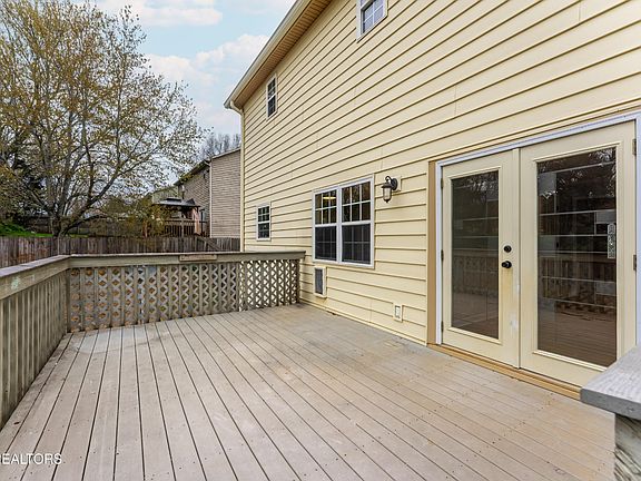 5th image of 10969 Twin Harbour Dr