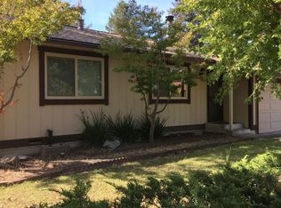 3688 Hemlock St, Santa Rosa, CA 95403