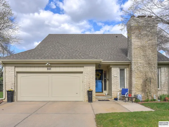855 S 118th Plz, Omaha, NE 68154