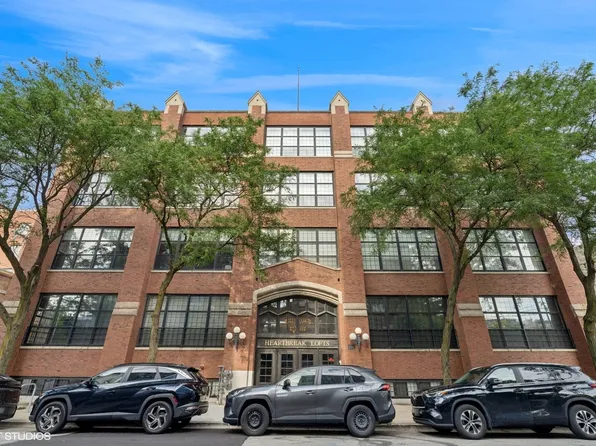 17 N Loomis St APT 1C, Chicago, IL 60607