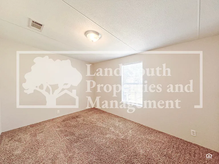 3230 J And J Manor Rd — Photo 10