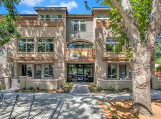 215 C St #102, Davis, CA 95616