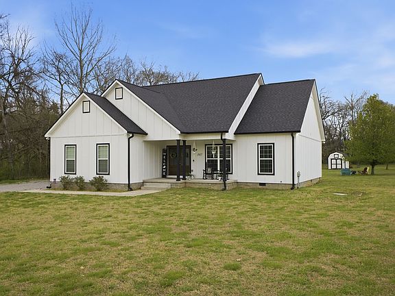 2nd image of 1917 Frank Moore Rd