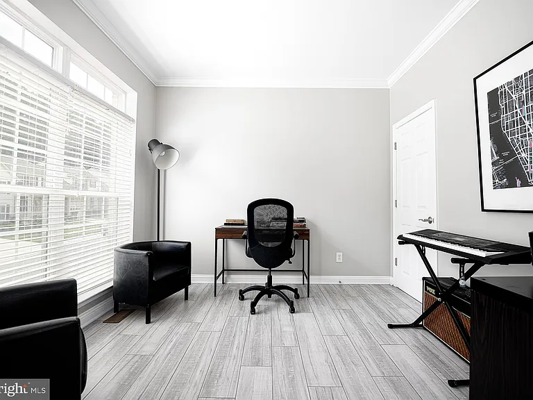 735 Perthshire Pl #61 — Photo 22