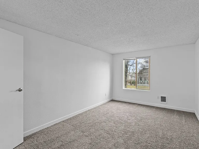 Brix Apartments — Photo 51