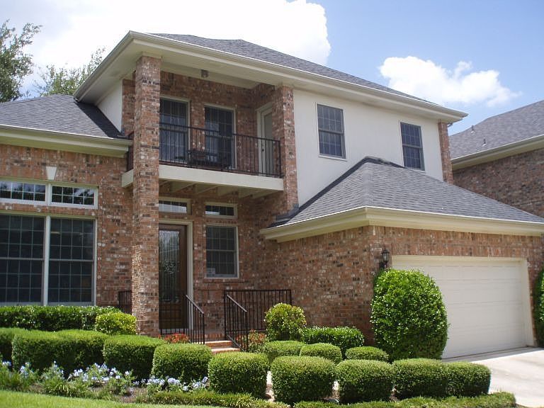 Front of home/ more pics coming!