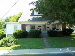 620 W Water St, Paoli, IN 47454