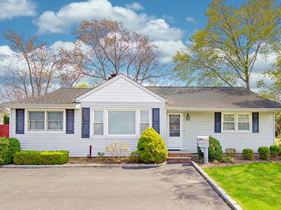 545 S Oyster Bay Rd, Plainview, NY, 11803