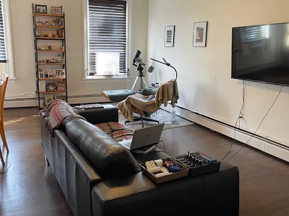 274 5th Street image 5 of 16