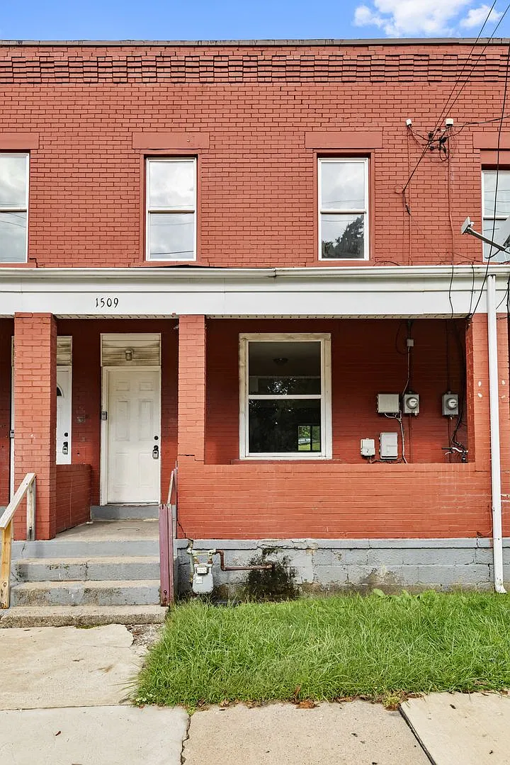 1507-1519 Coal Street — Photo 4
