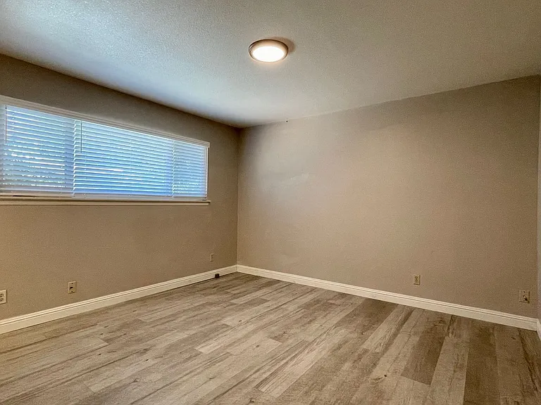 2155 Santa Ynez Ave — Photo 12