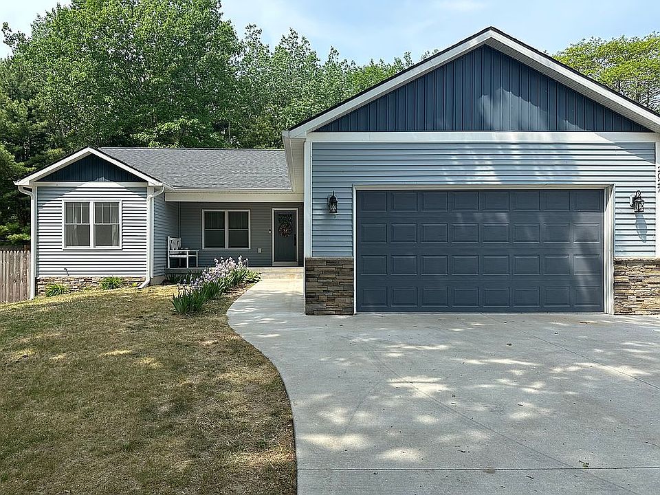 2027 N Lakeshore Dr, Ludington, MI 49431 Zillow