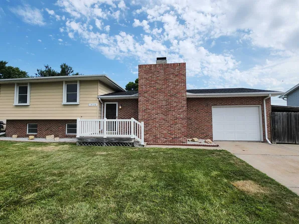 1420 E 33rd Dr, Kearney, NE 68847