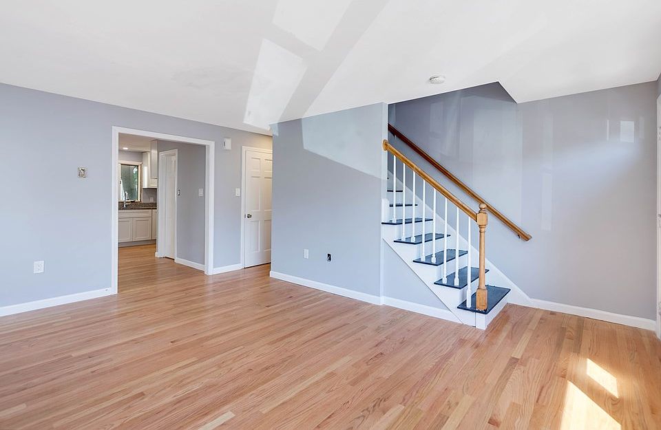 101 Sunset Ave Lawrence, MA | Zillow - Apartments for Rent in Lawrence