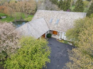 2360 Steeple Chase Cir W, Libertyville, IL