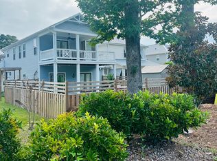 122-B James Ave, Surf City, NC 28445