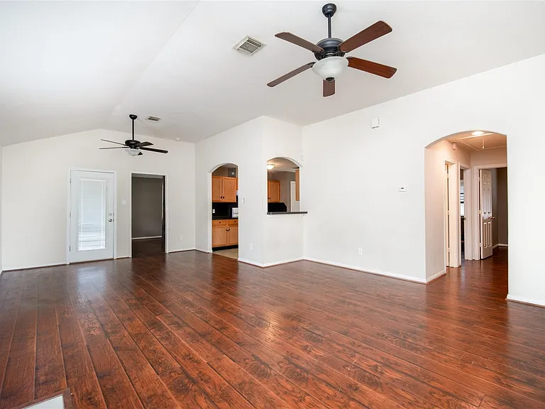 17219 Lilac Vale Ct — Photo 7