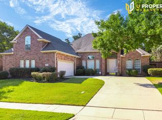 909 Rosemary Dr, Flower Mound, TX 75028