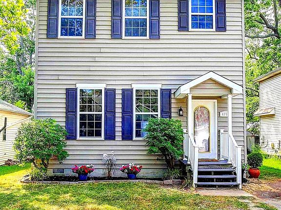 3rd image of 4718 Girton Ave