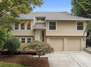 9455 NW Murlea Ln, Portland, OR 97229