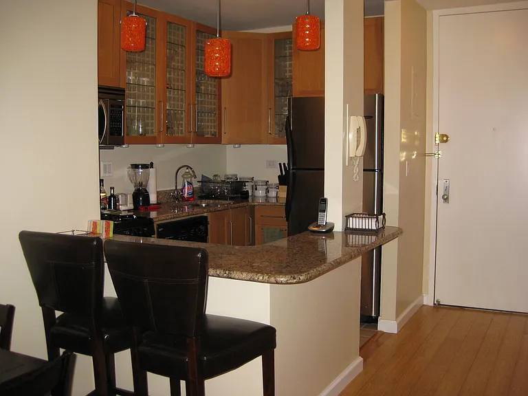 200 E 89th St #18E — Photo 6