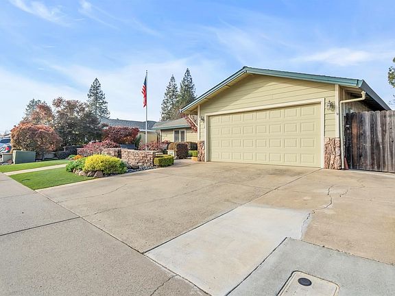 4th image of 5149 Linda Lou Dr
