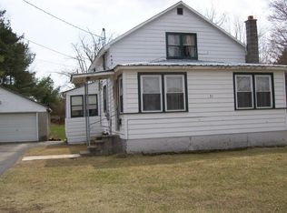 31 Eggleston St, Corinth, NY 12822