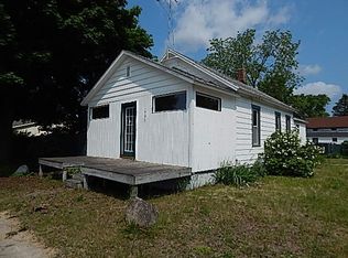 402 Wright St, Cadillac, MI 49601