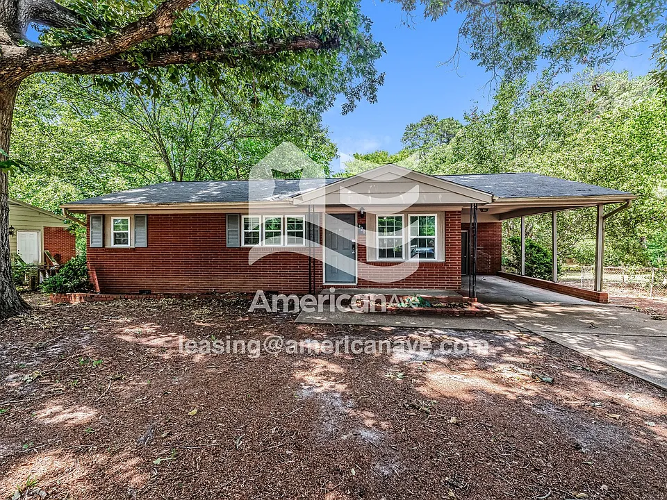 320 Jefferson Dr