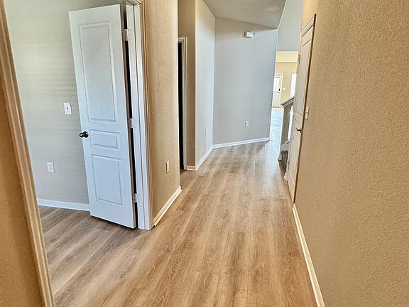 2nd image of 13420 Henneman Dr