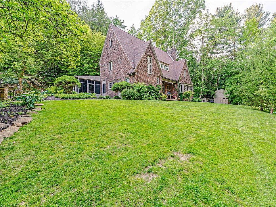 1st image of 134 Spanish Villa Dr